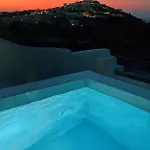 Daire Martynou View