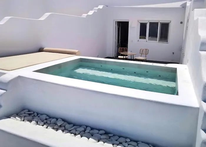 Daire Martynou View Pýrgos