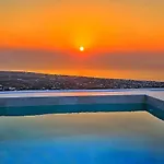 Martynou View * Pýrgos