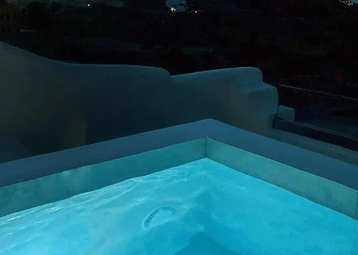 דירה Martynou View